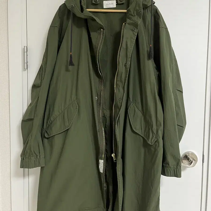 Cal o line.  칼오라인 SHELL PARKA M-51 / XL