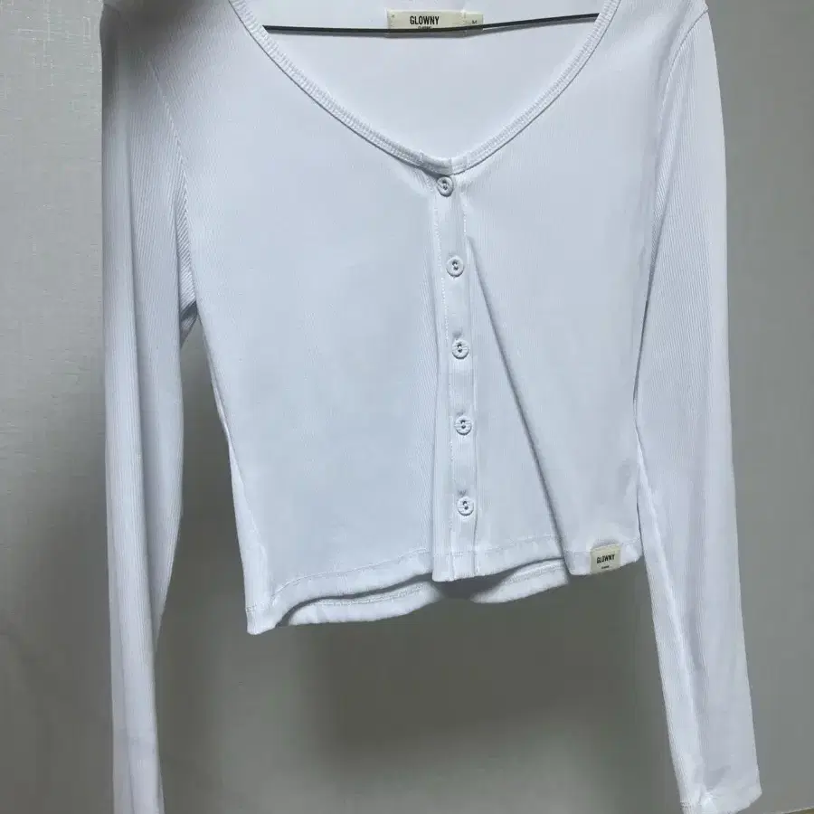 글로니 G CLASSIC RIB V-NECK CARDIGAN (WHITE