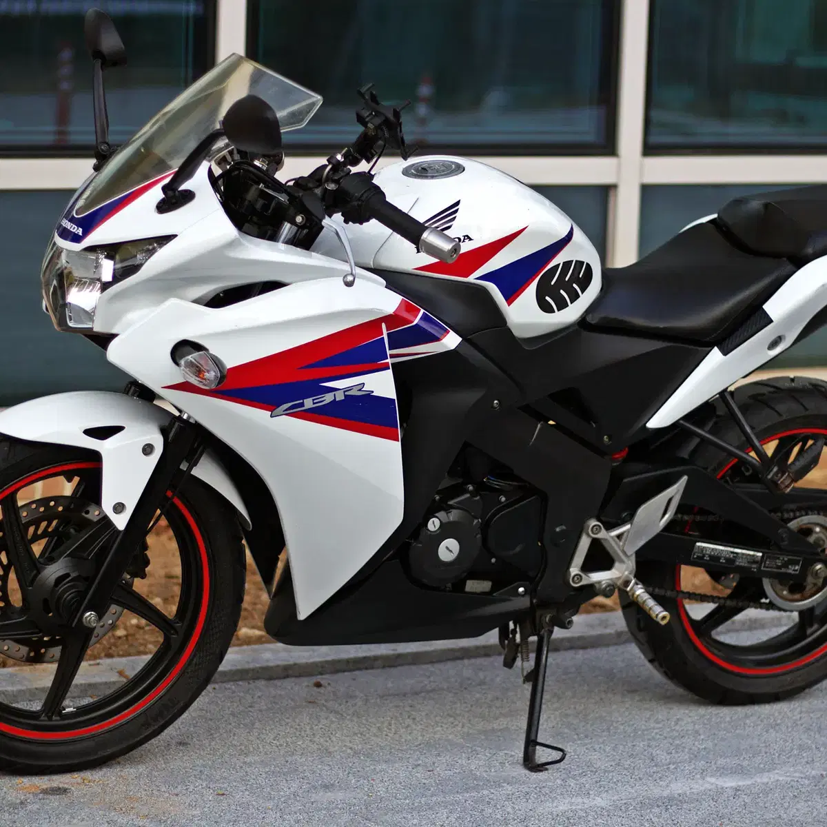 혼다 2012년 CBR125R 판매합니다