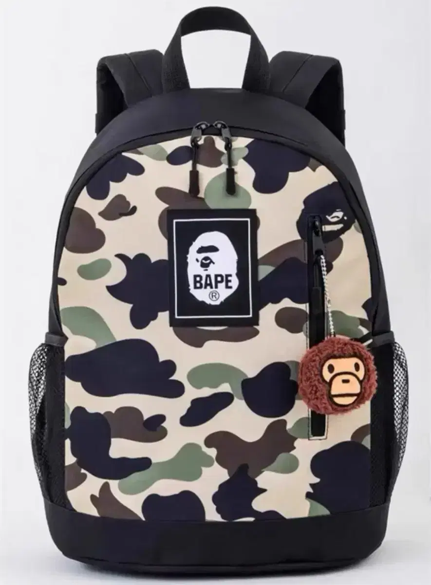 베이프 BAPE 잡지 부록 백팩 가방 카모플라쥬 키링