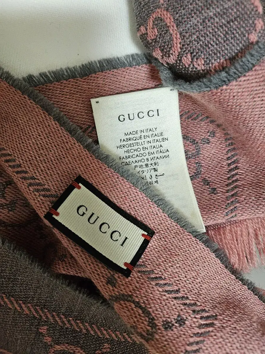 GUCCI GG 자카드 패턴 울머플러 스카프