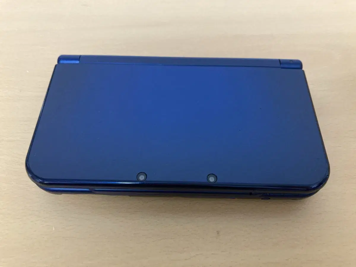 닌텐도 뉴 3dsxl 메탈릭블루 (악세사리 3종 새거)