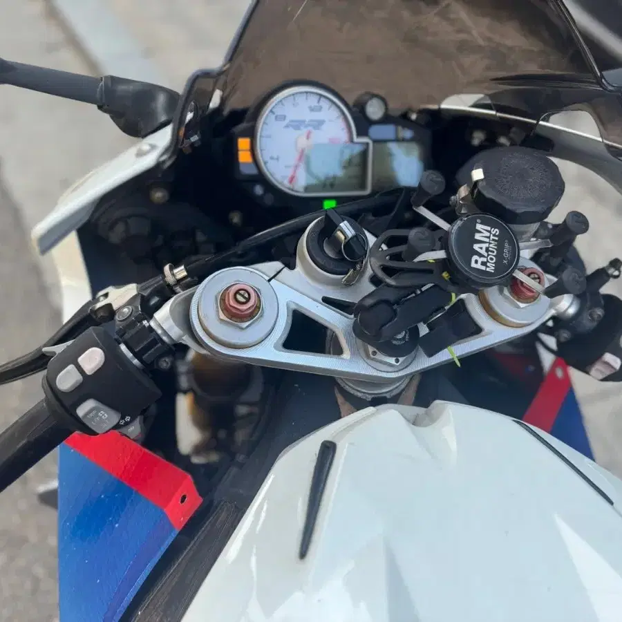 bmw s1000rr 13년식 abs 풀배기 판매합니다