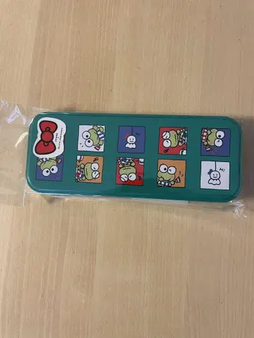 쓰리코인즈 산리오 콜라보 세트 케로케로로피