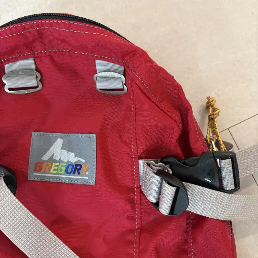 old gregory all day backpack 22L(red)