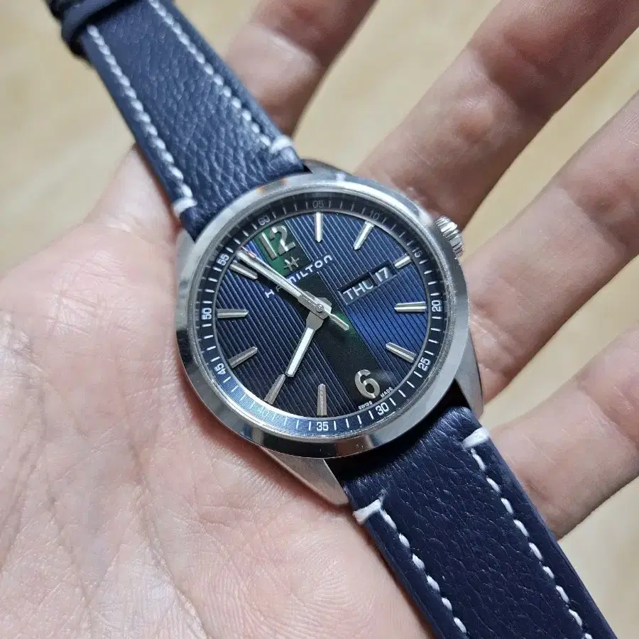 해밀턴 브로드웨이 40mm 쿼츠