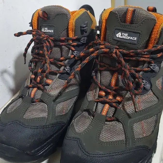 택포 265/270 정품 레드페이스 GORE-TEX 트레킹 중등산화!