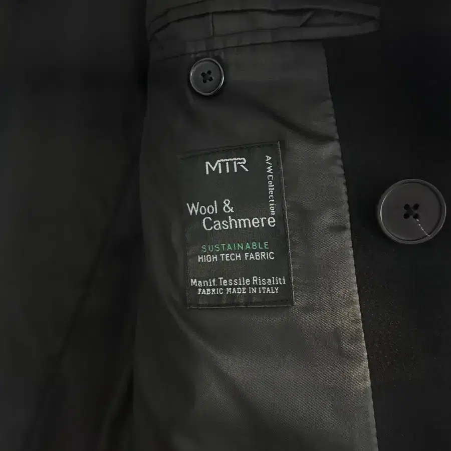 인사일런스 MTR 더블코트 black M