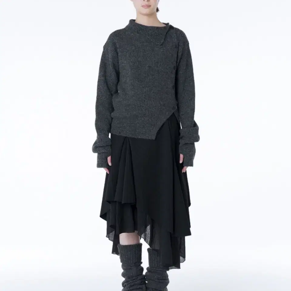 미세키서울 Side button knit CHARCOAL