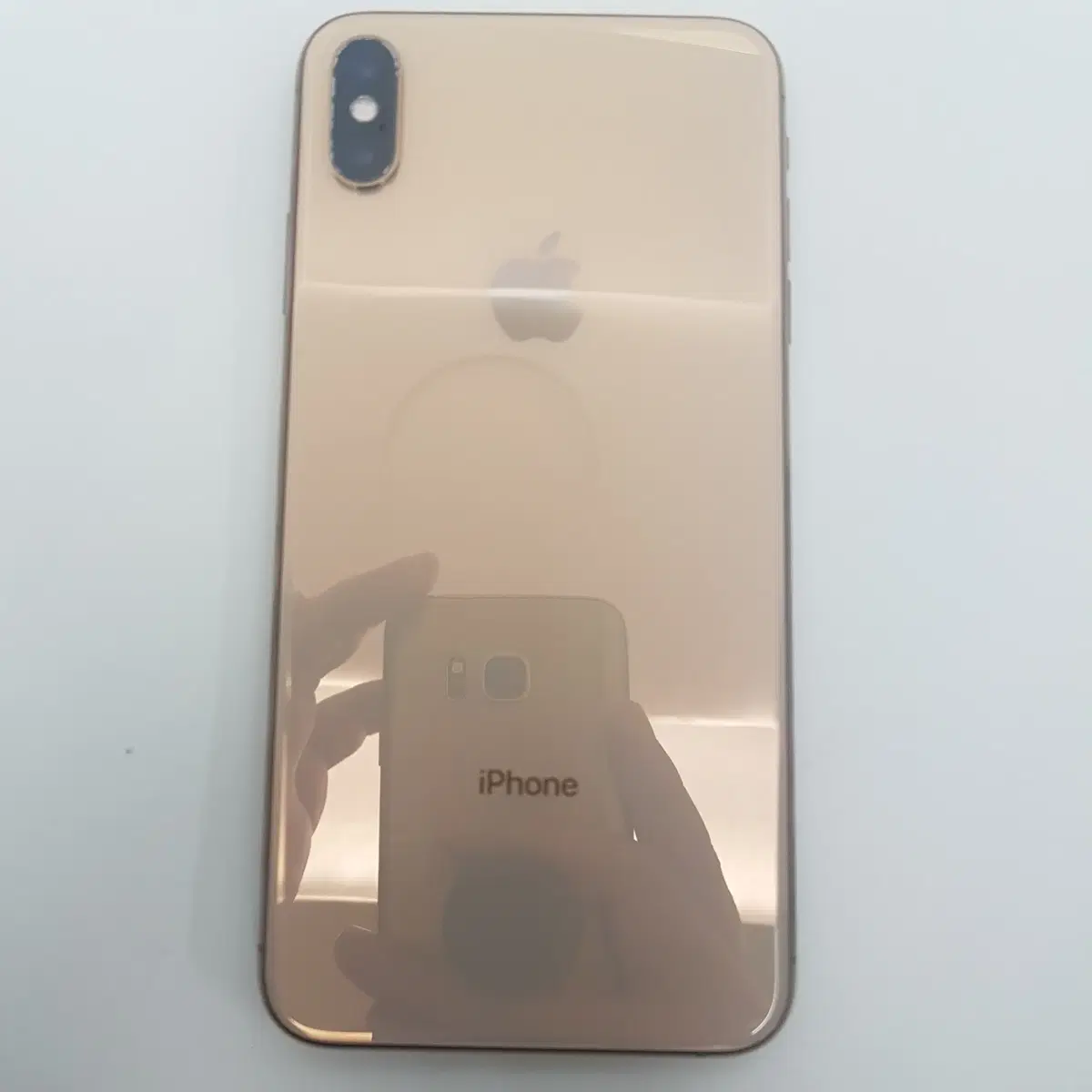 서울 아이폰 XS Max 512기가 골드 A급 팝니다.