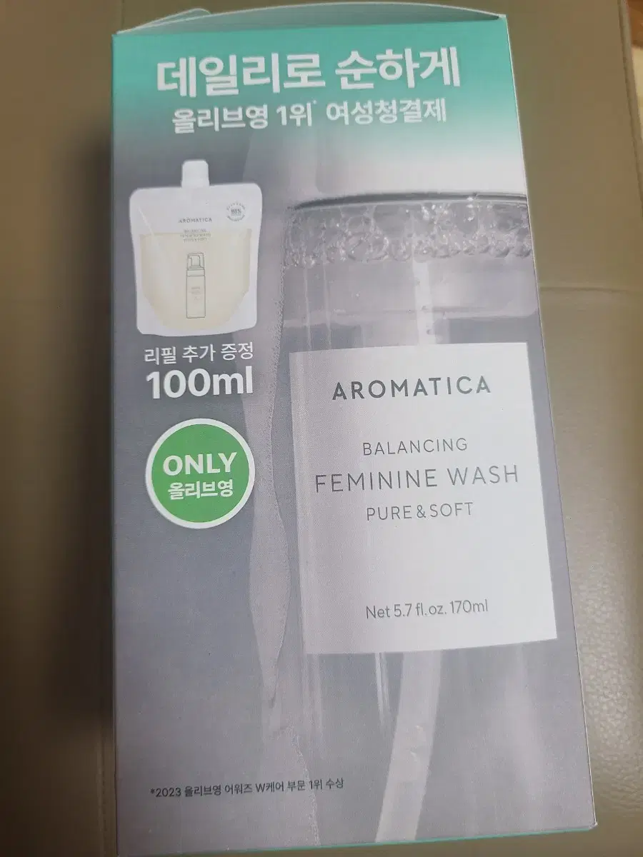 아로마티카 퓨어 앤 소프트 여성청결제 170ml+리필 100ml 증정