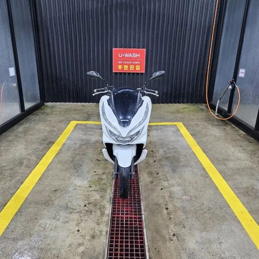 혼다 PCX125 흰색(20년식)