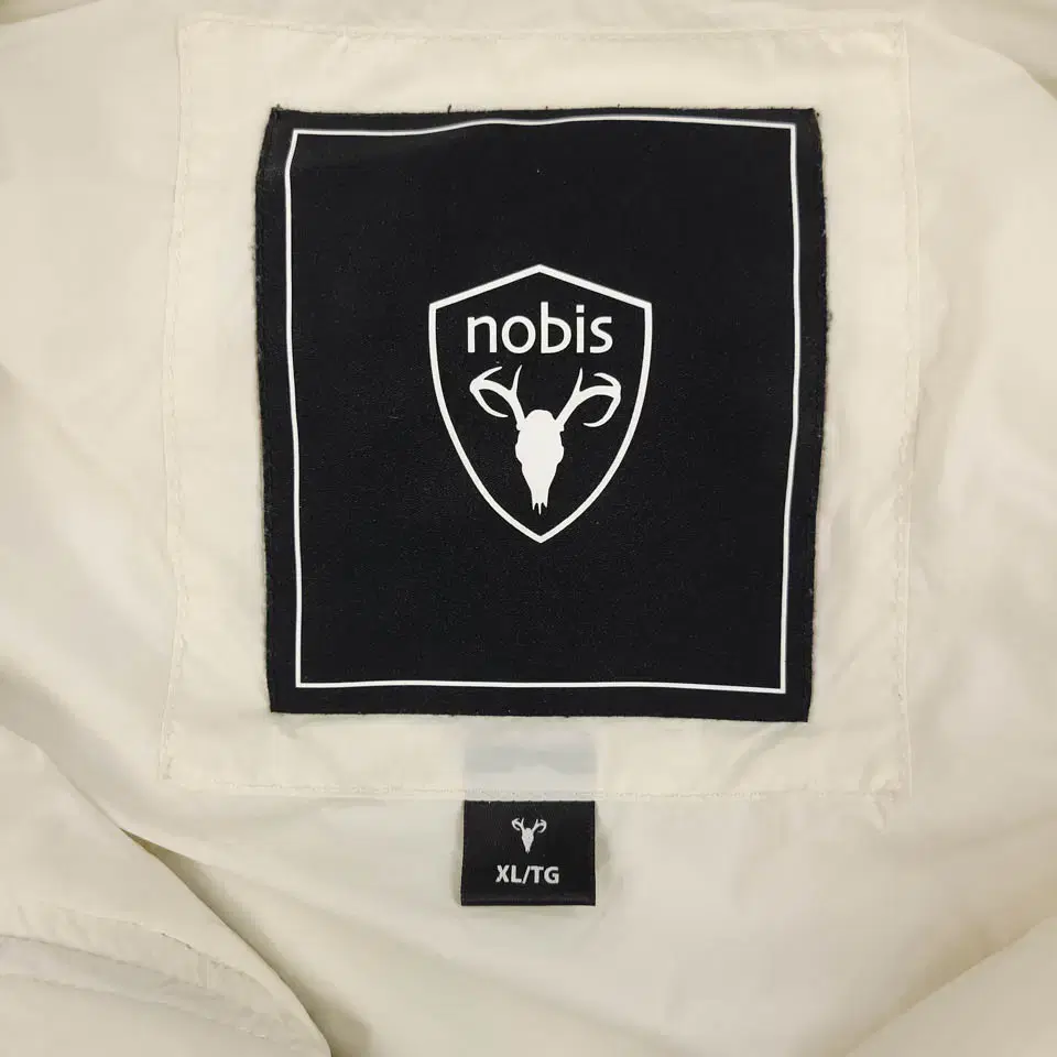 NOBIS 노비스 크림 화이트 패치로고 덕다운 오리털 패딩조끼 패딩베스트