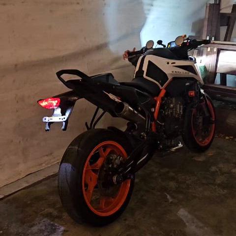 2021 KTM 듀크 890R