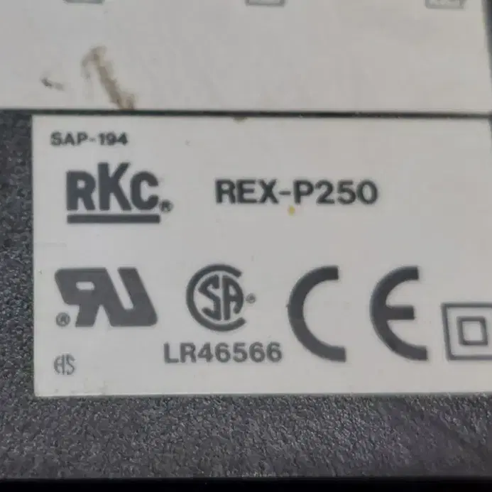 RKC REX-P250FDC-R*B-N8-N 온도컨트롤러 온도조절기