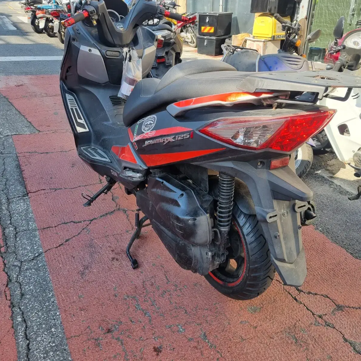 18년식 조이맥스R125cc 부산창원마산진해양울산 중고 오토바이 스쿠터