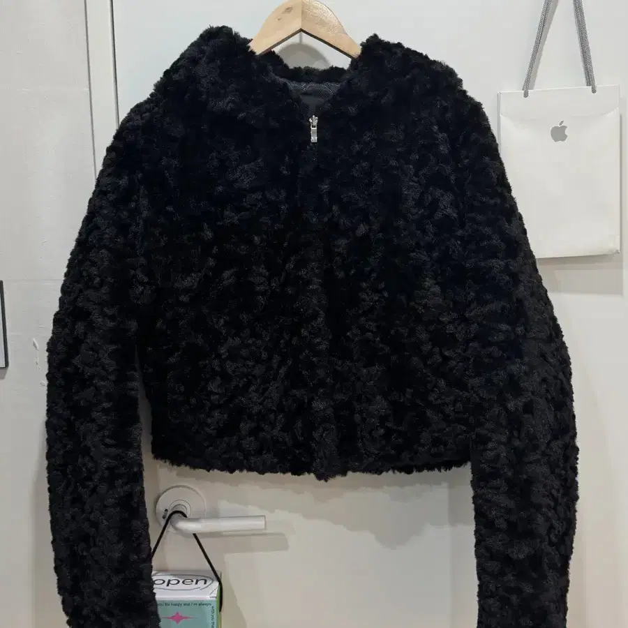 트리밍버드 후디 퍼 크롭 집업 Hoodie Crop Fur Zip-up