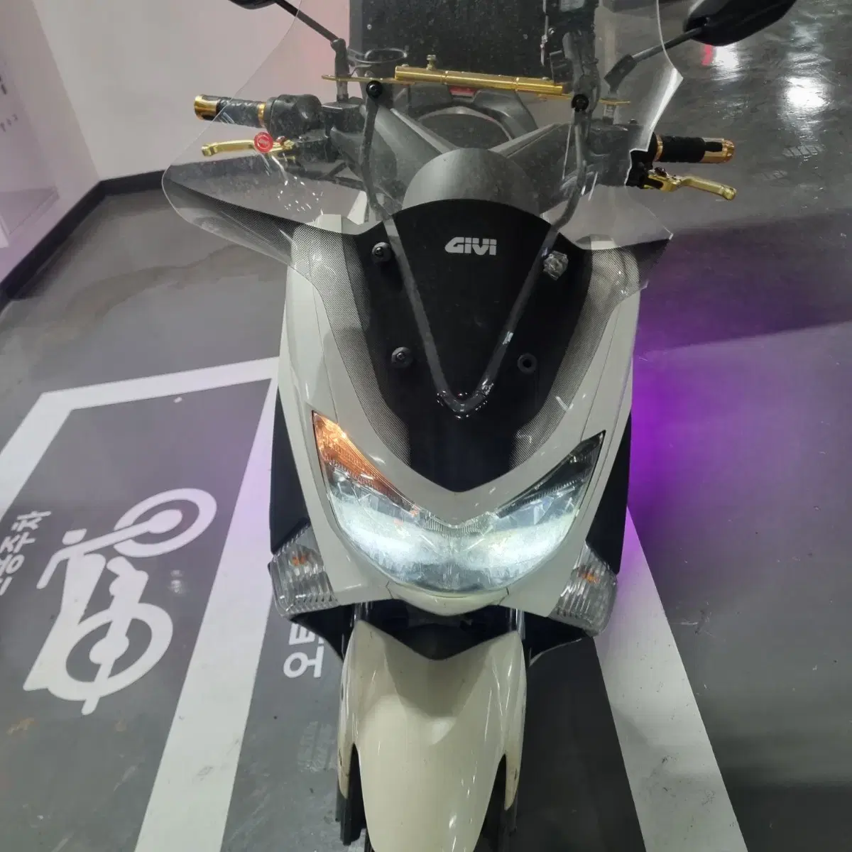 야마하 NMAX 125 19년식 60000km 배달 풀세팅 판매합니다.