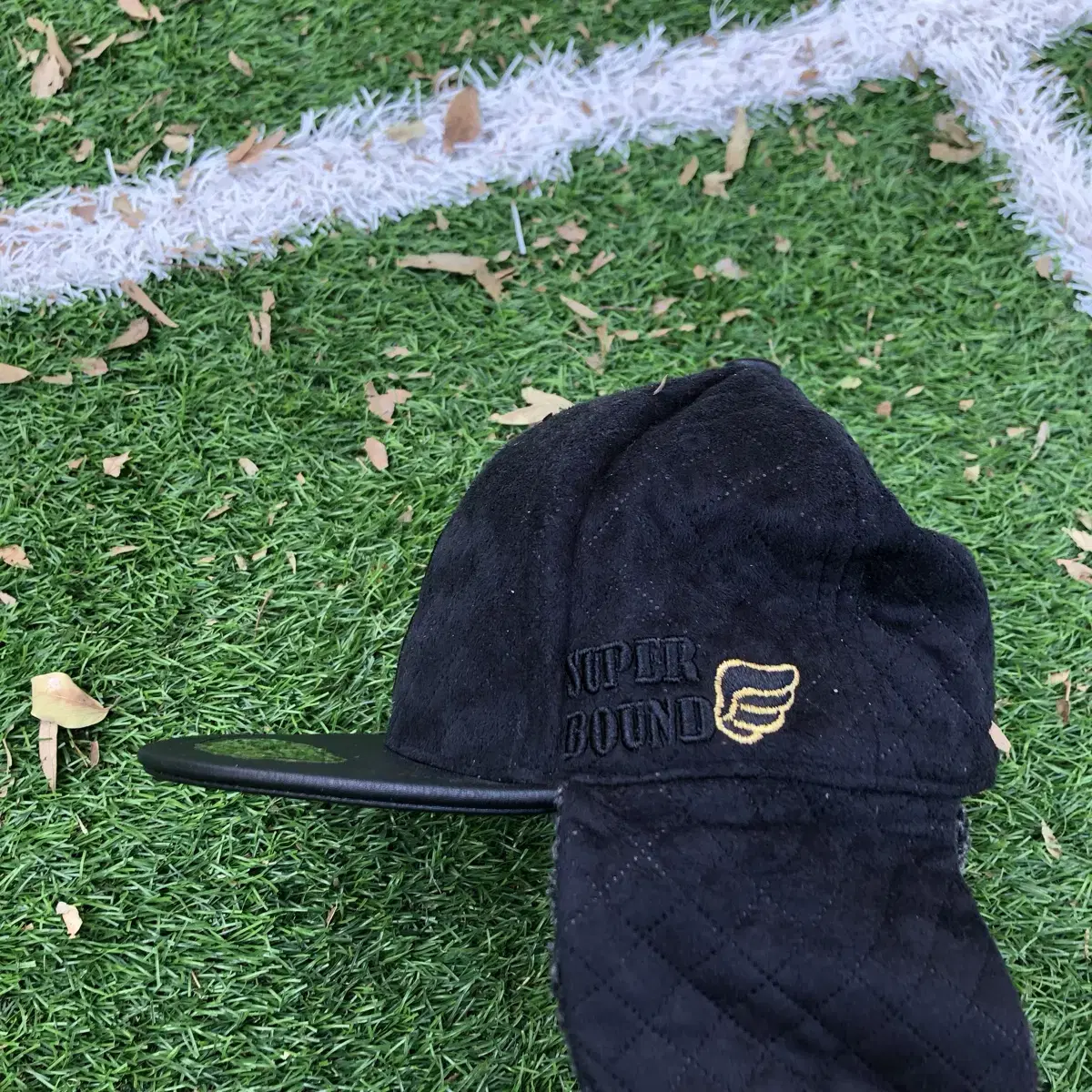 Vintage SMB black trapper hat