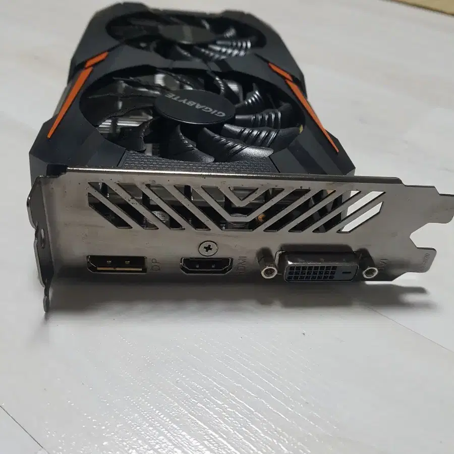 그래픽카드 gtx 1050ti 4gb