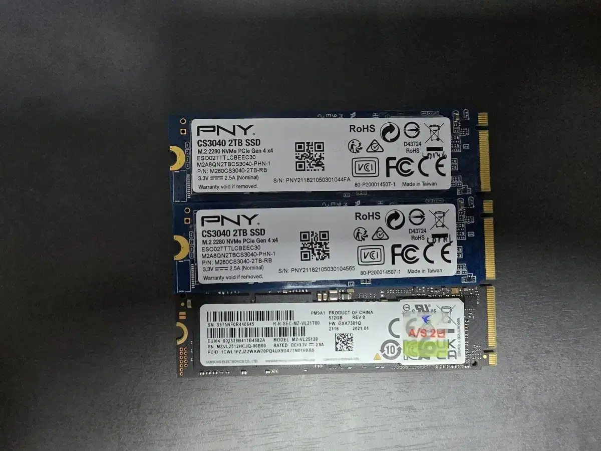 삼성전자 PM9A1 M.2 NVMe (512GB) 팝니다.