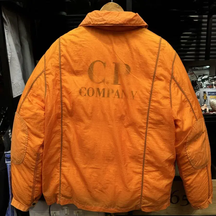 CP Company 패딩 자켓