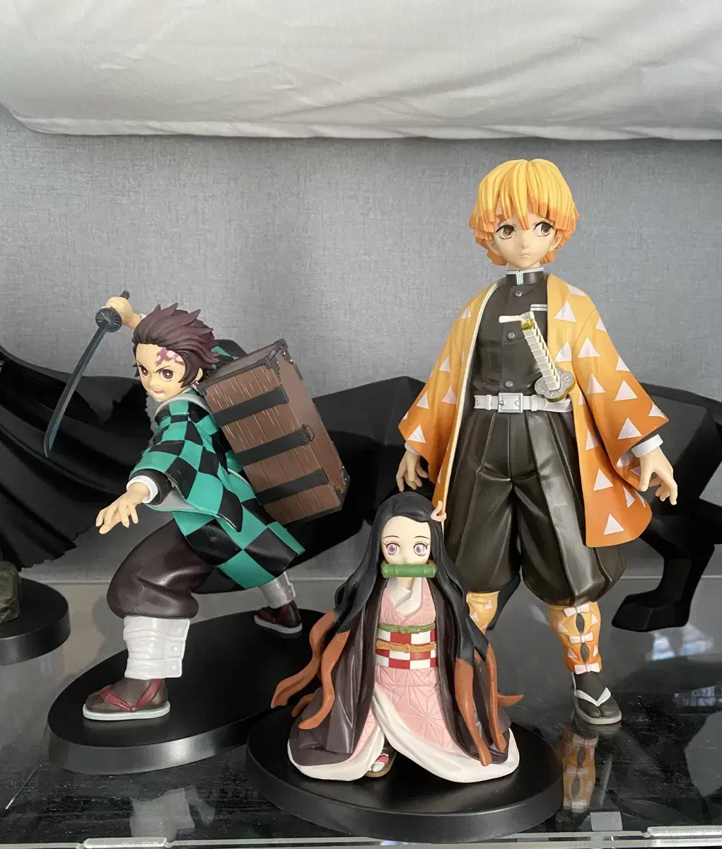 Demon Slayer Figures Tanjiro,Nezuko,Xen Itzu Sell in Bulk