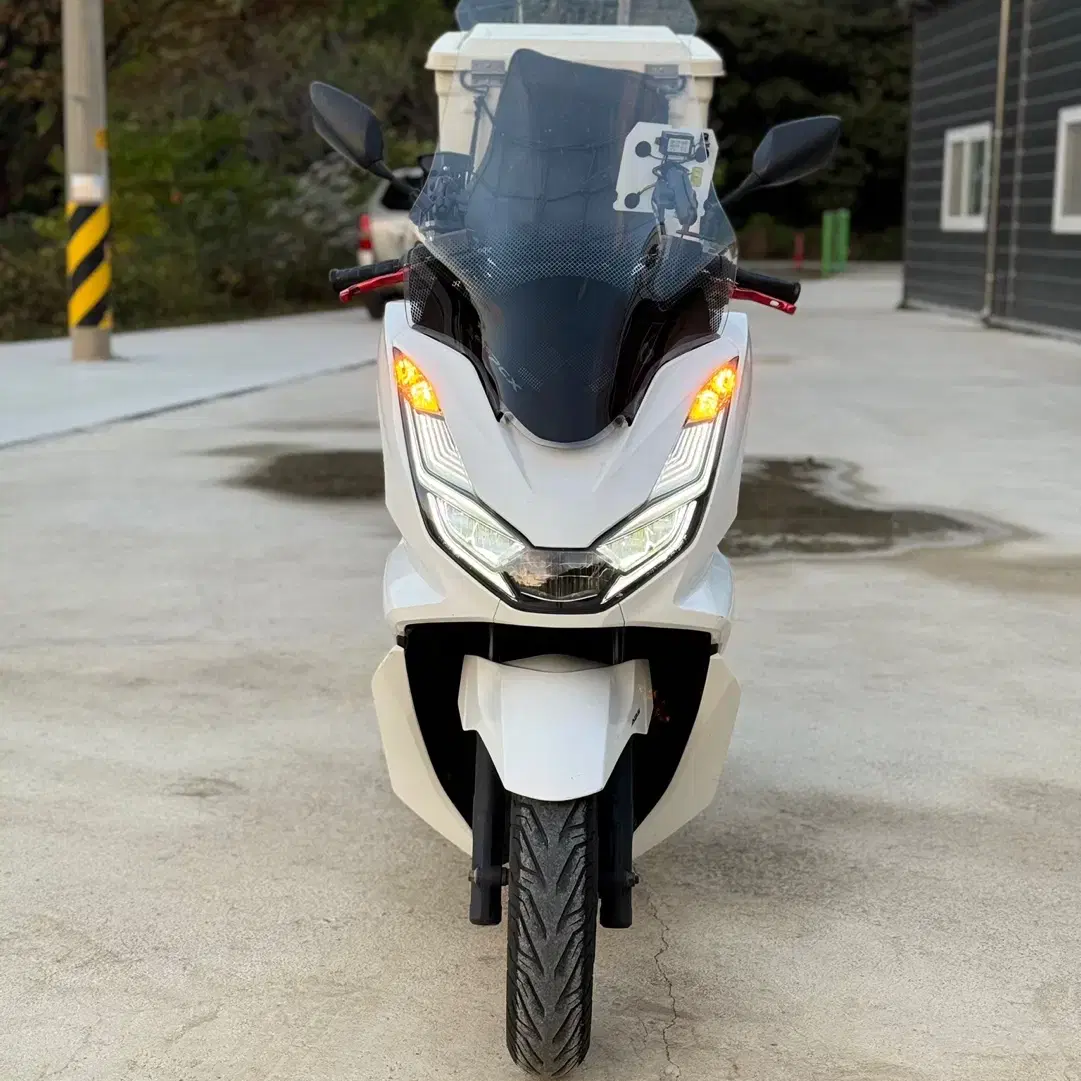 pcx125 ABS 22년식 36,@@@Km 판매중입니다