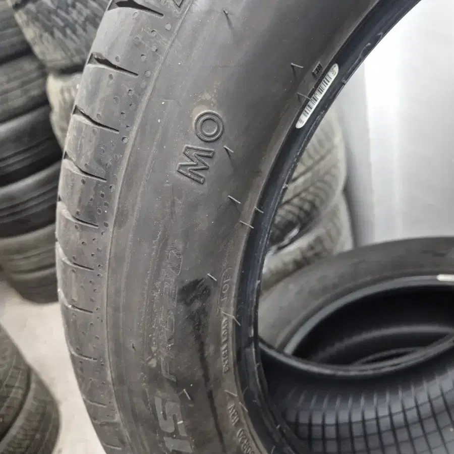 2755020(275/50R20)팔켄중고타이어 FK520중고 한대분 4개