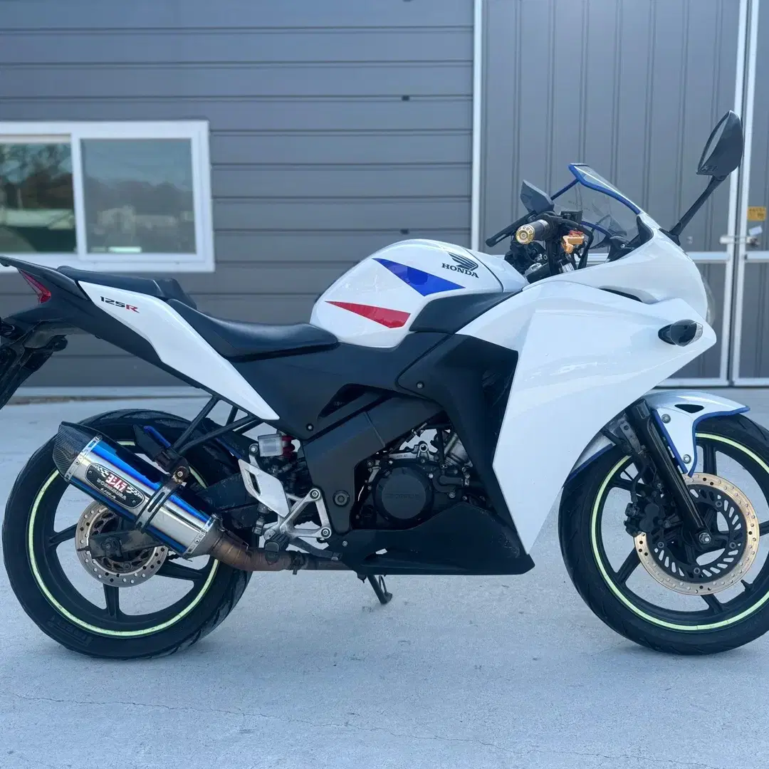 cbr125 16년식 39,@@@km 풀배기구변완료 판매중입니다