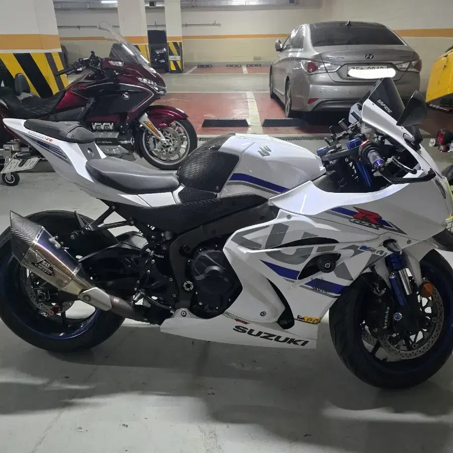 18년식 r1000r