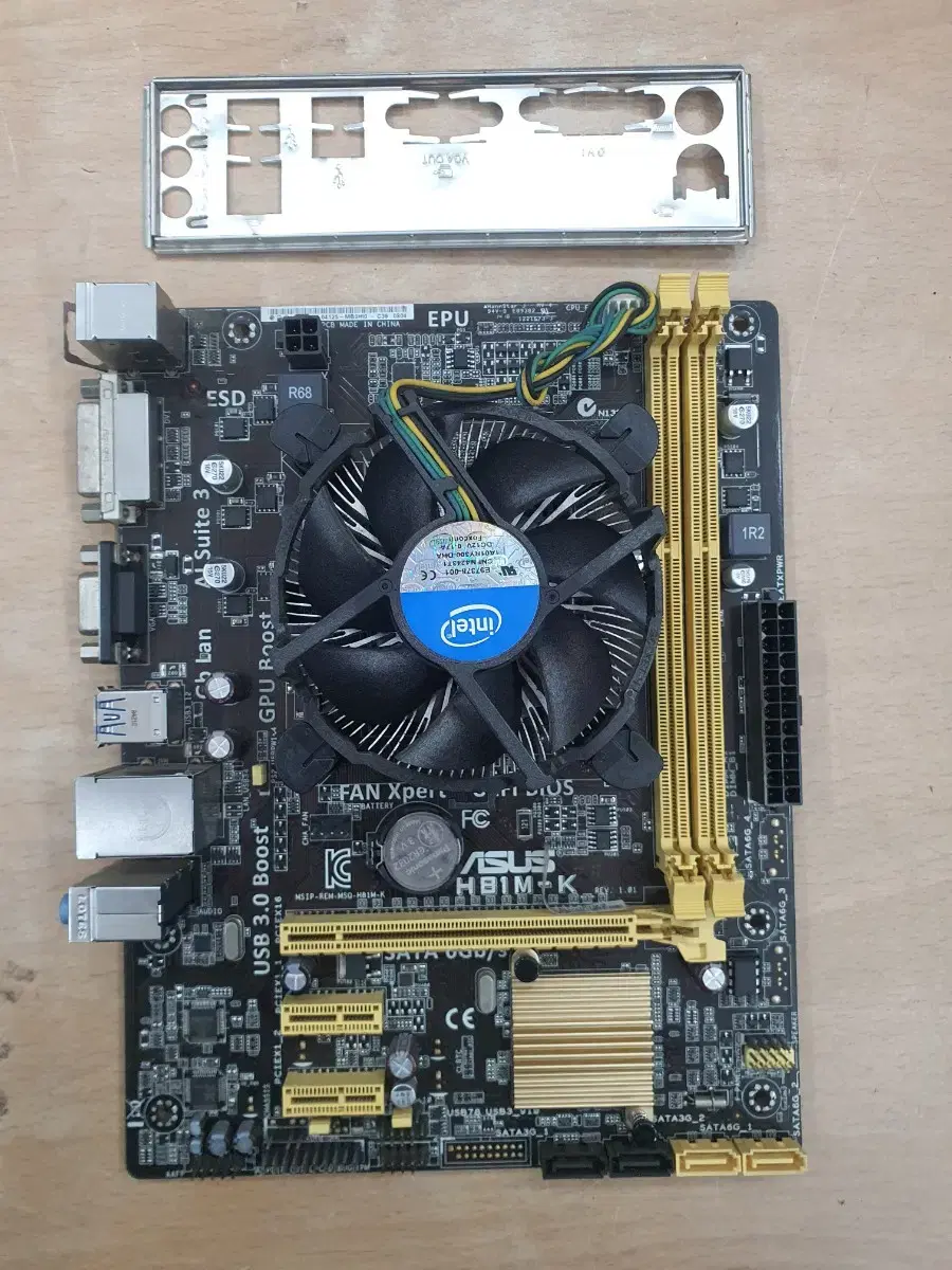 i5 4690 CPU와 ASUS H81M-K 메인보드 세트