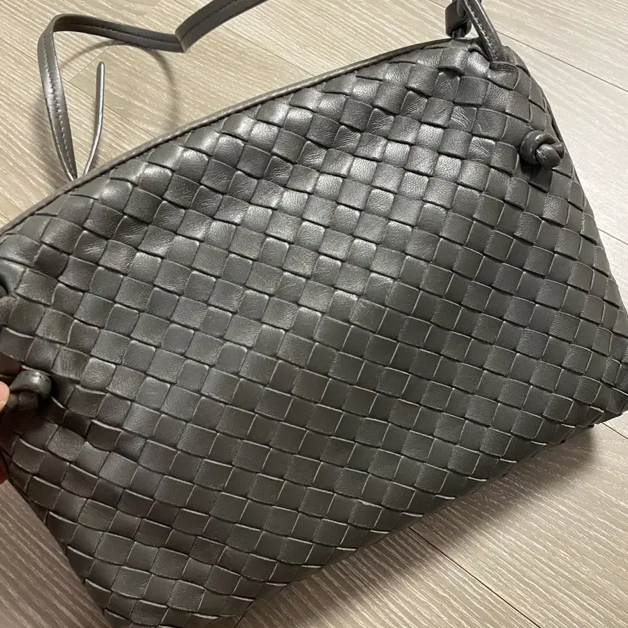 보테가베네타 BOTTEGA VENETA 인트레치아토 크로스백