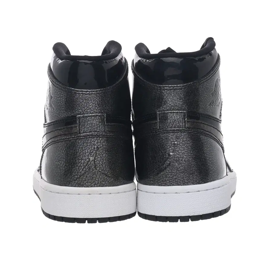 Air Jordan 1 Retro High OG Black Patent