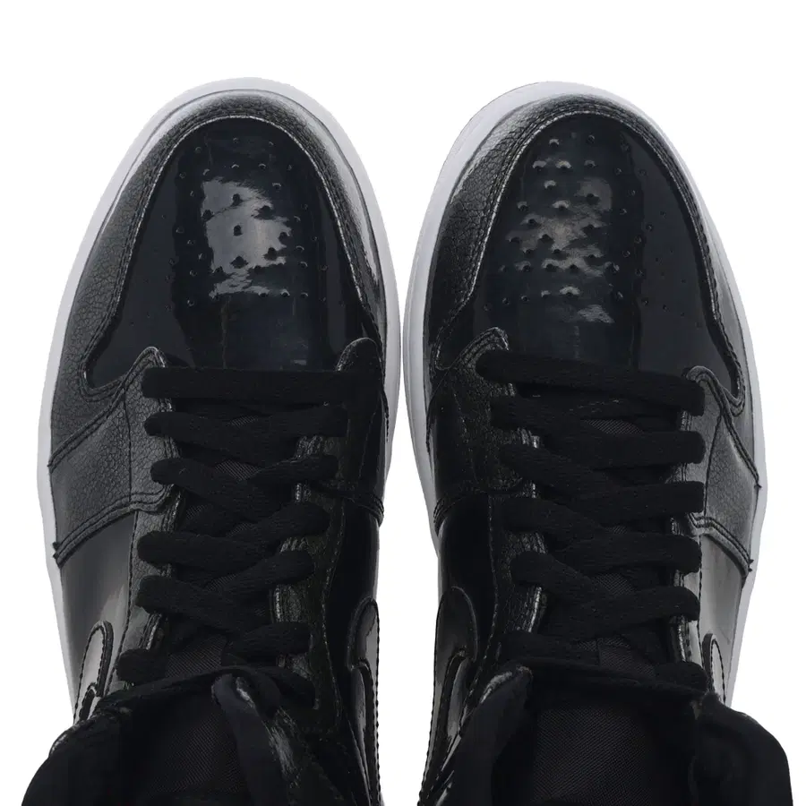 Air Jordan 1 Retro High OG Black Patent