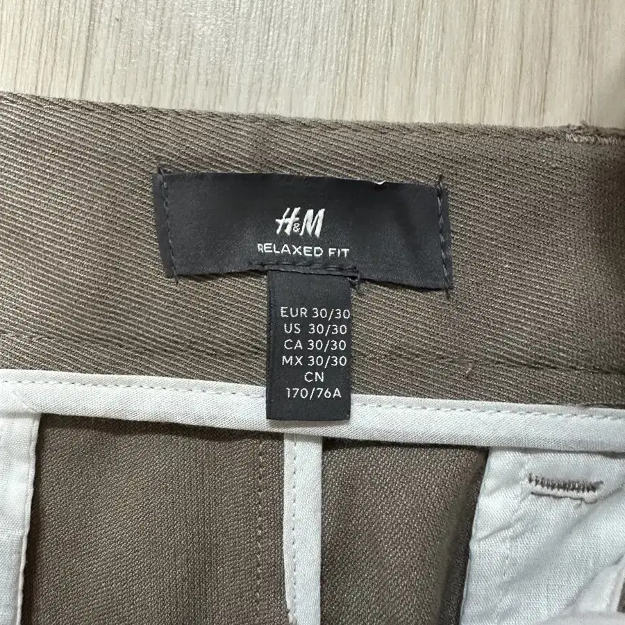 H&M 30/30 슬랙스 베이지