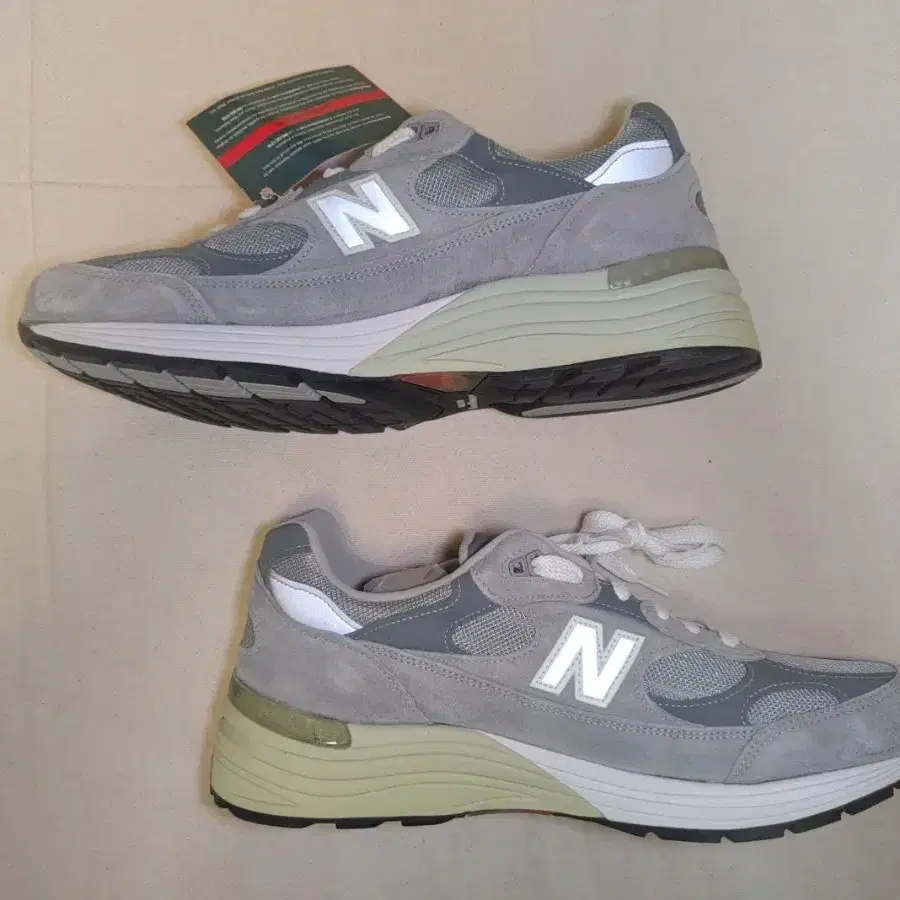 뉴발란스 New Balance 992 USA Grey 2006 D 뉴발