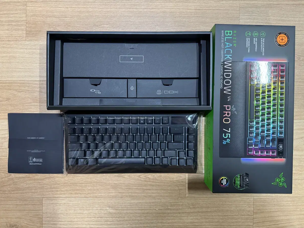 RAZER 블랙위도우 V4 Pro 75% US