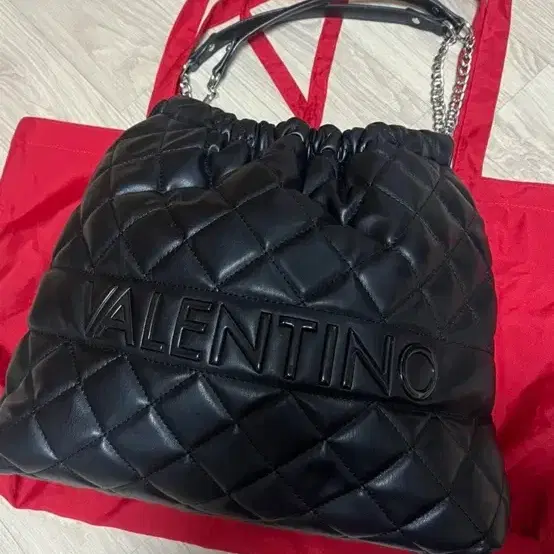 발렌티노VALENTINO 썸머 르 호보백 새 상품급 마리오발렌티노