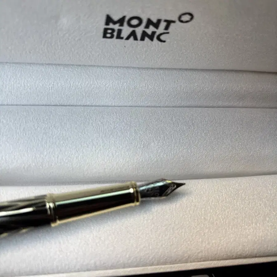 MONTBLANC 비지니스  만년필