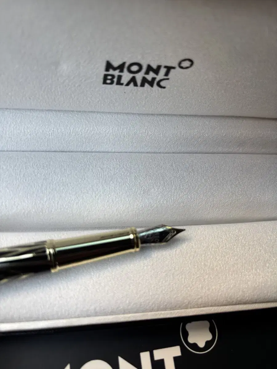 MONTBLANC 비지니스  만년필