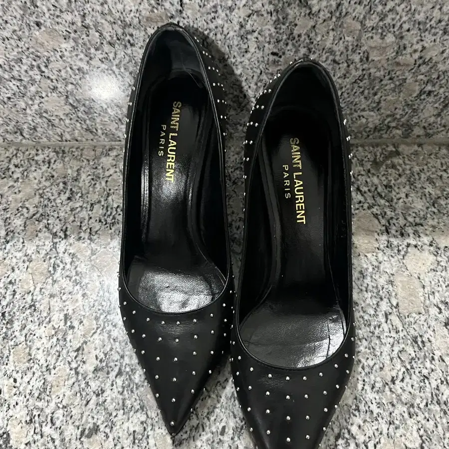 Saint Laurent 생로랑 스터드 펌프스힐 구두 35.5