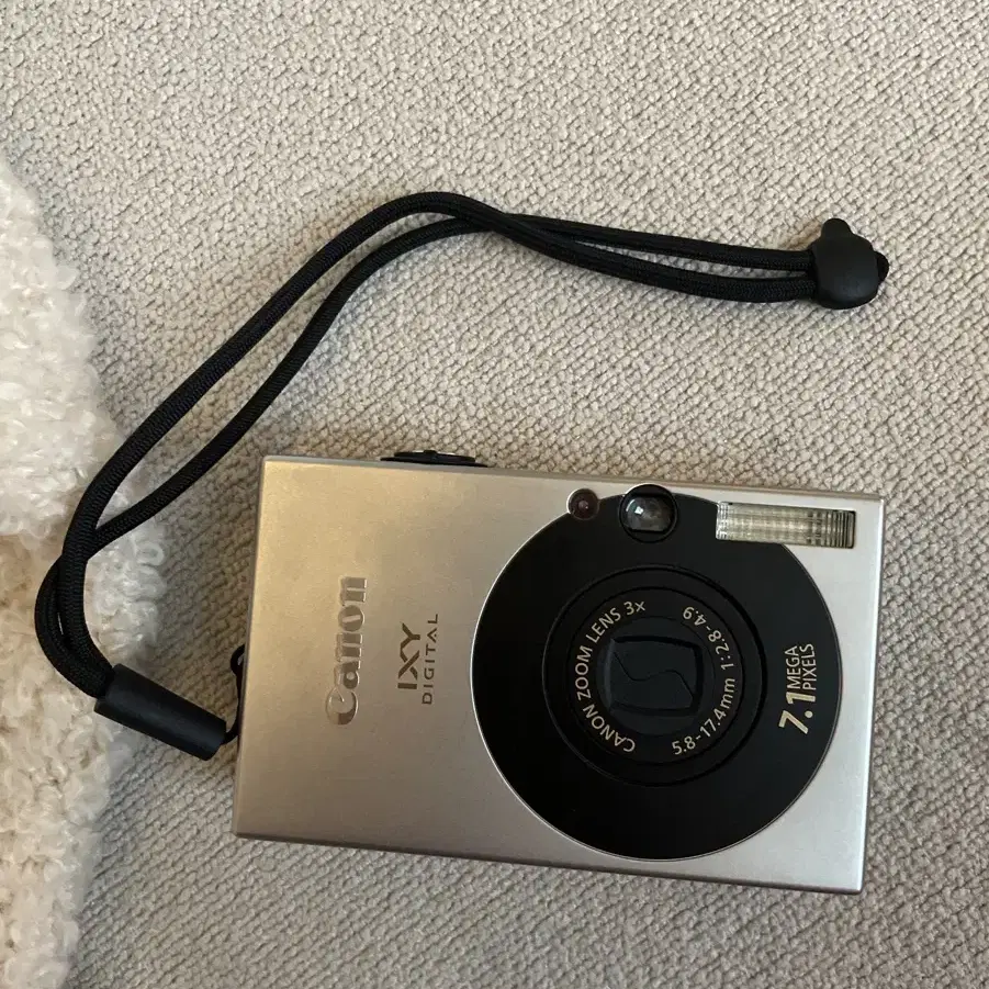 캐논 ixus 70