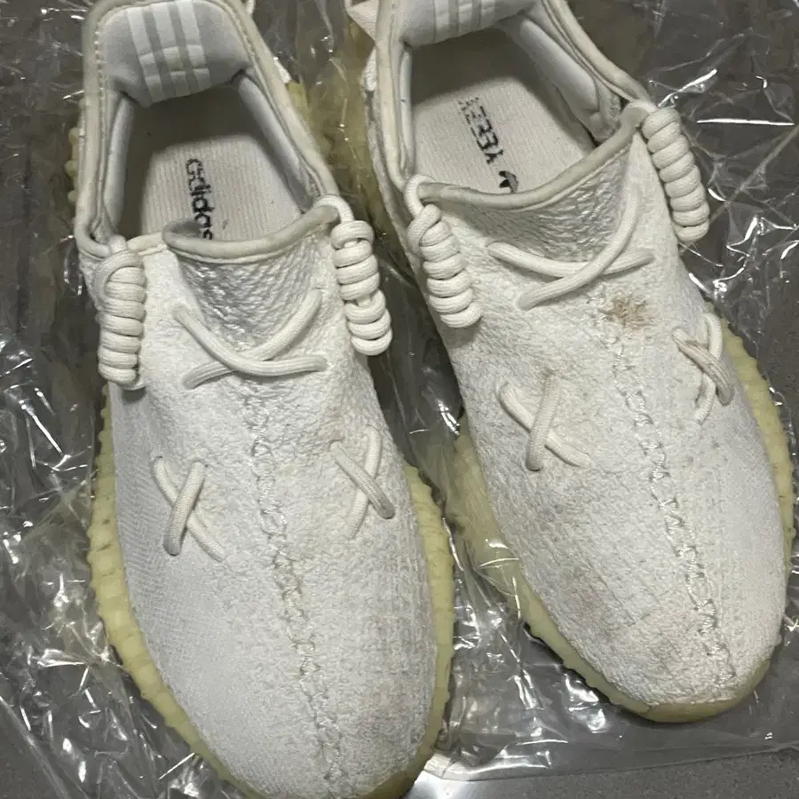 아디다스 이지부스트 350 V2 Cream/Triple -UK7(255)