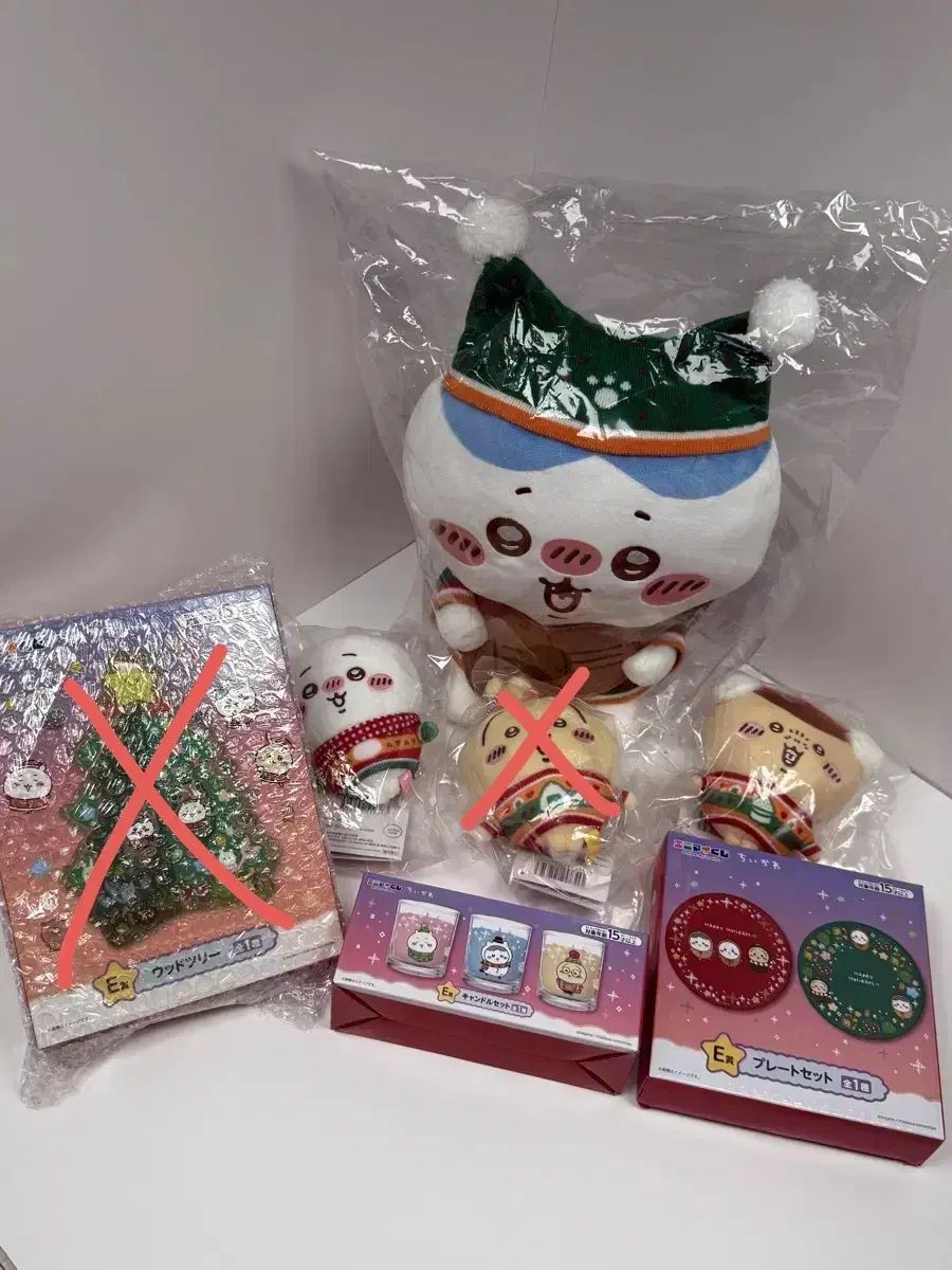 In-kind) Chiikawa Christmas 7-Eleven Kuji Usagi Kurimanju Hachiware