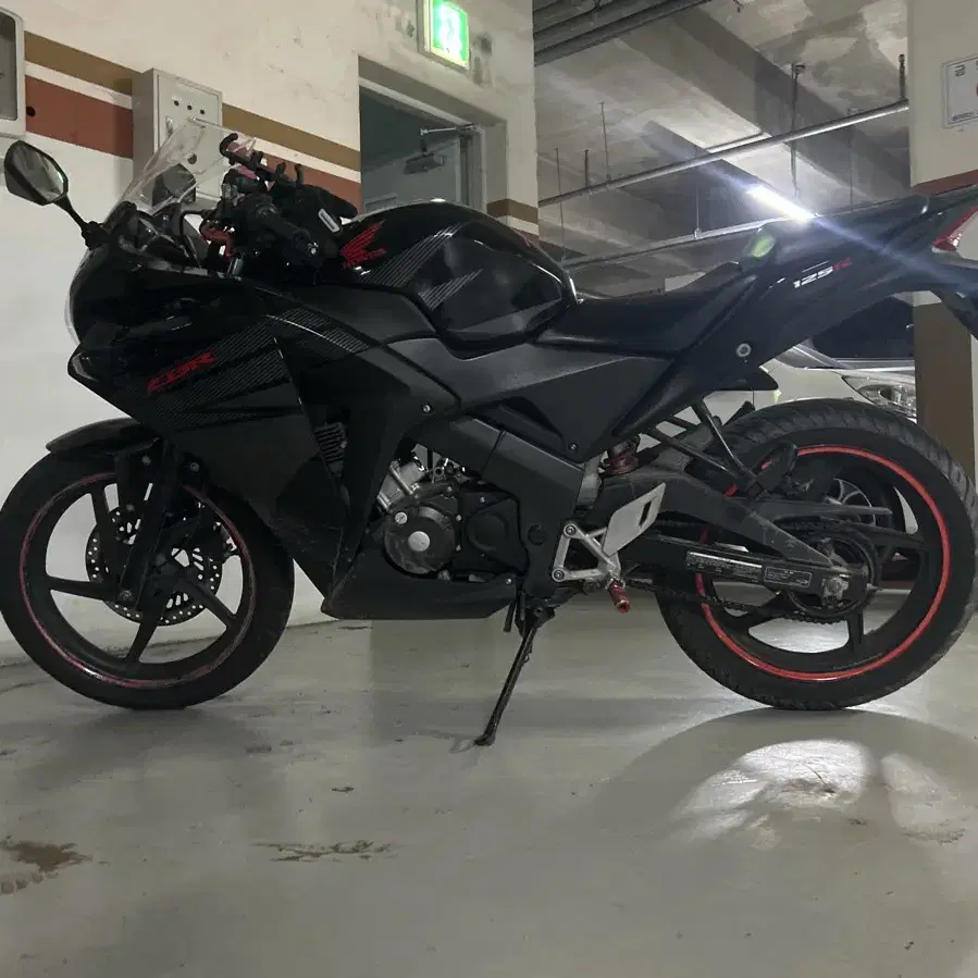 Cbr125 2016년식 개인