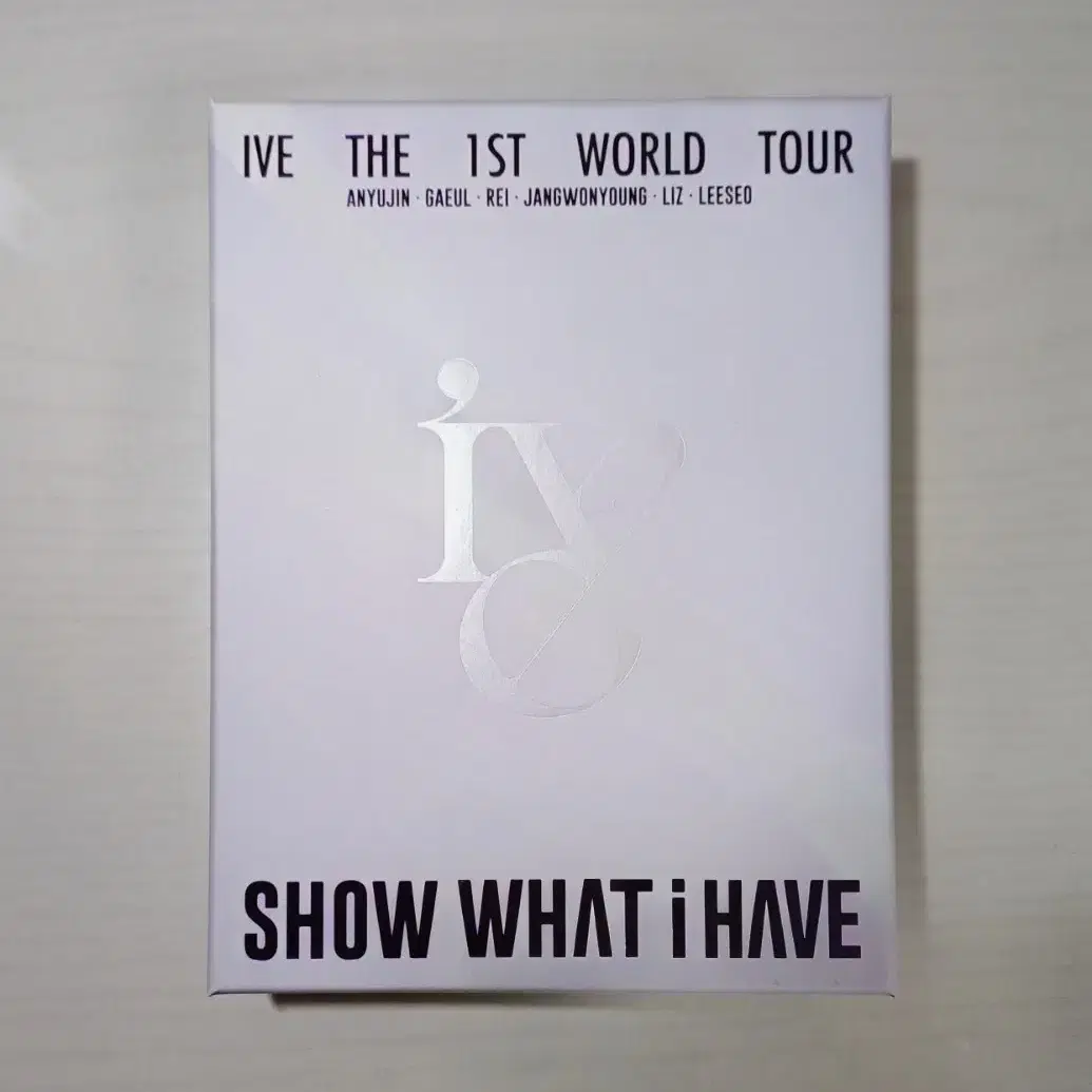 아이브 IVE THE 1ST WORLD TOUR 전 구성(새 제품)