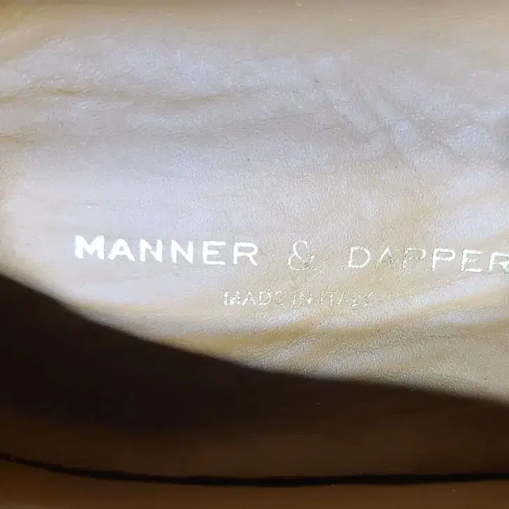 MANNER & DAPPER 스니커즈 42사이즈(265~270)