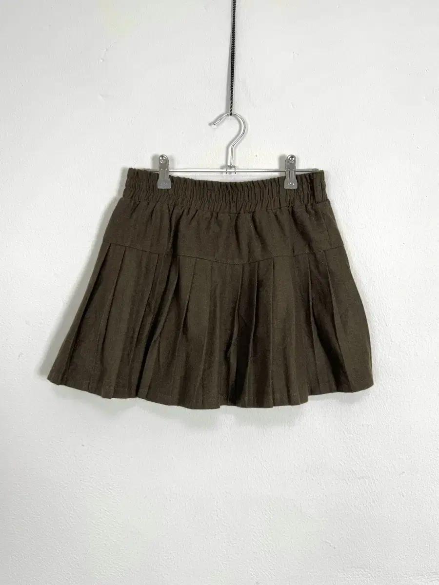 vintage pleated mini skirt