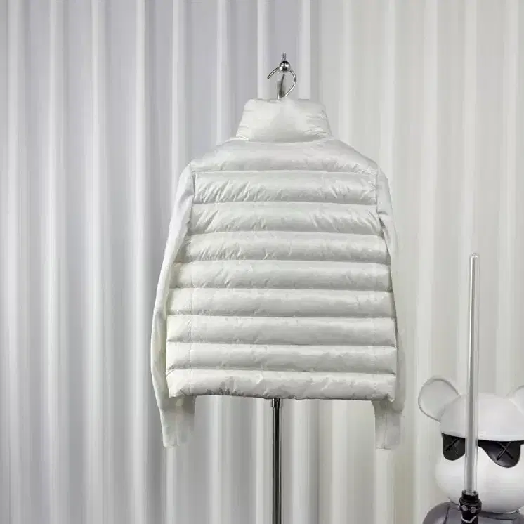 Moncler 몽클레어 오리털 패딩